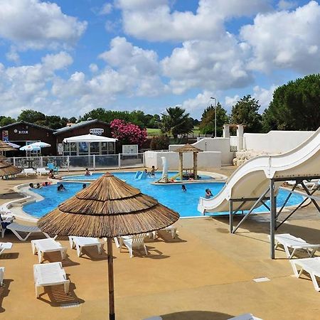 Mobil Home Parfait Etat Sur Camping Arvert Exterior foto