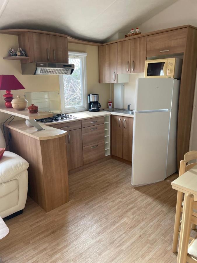 Mobil Home Parfait Etat Sur Camping Arvert Exterior foto